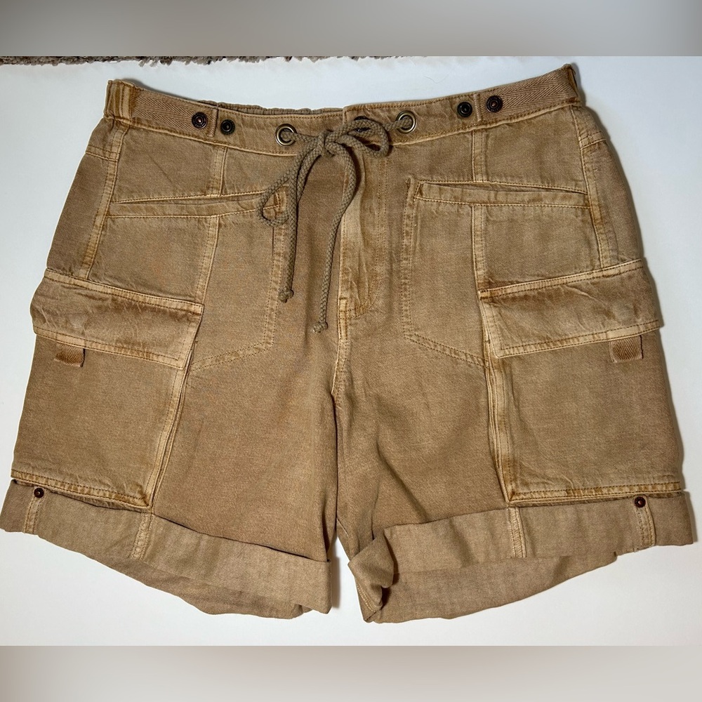 NWT🌷Free People Frankie Washed Low-Rise Cargo Shorts in “Iced Coffee”